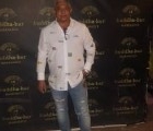 Michel 56 ans Paris  France