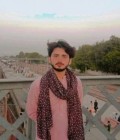 Zubair 20 лет Multan  Pakistan