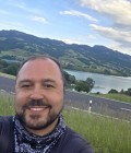 Miguel 44 лет Bulle Швейцария