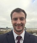 Alexandre 32 лет Divatte-sur-loire Sur Loire  Франция