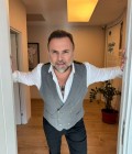 James 60 ans Kazan  Russie
