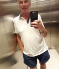 Philippe 39 ans Caen  France