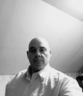 José 53 лет Besançon Франция