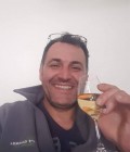 Carlos 57 лет Mezire Франция
