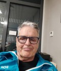 Lucien 71 ans Lyon France