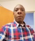 Sebastian 62 ans Hanau Allemagne