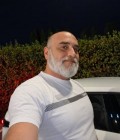Sebastien 49 лет Houx Франция