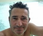 Yoann 47 лет La Genetouze  Франция