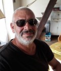 Philippe 63 лет Joigny Франция