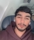 Saad 21 лет Lahore Pakistan