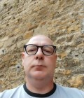 Gino 54 лет Charleville  Франция
