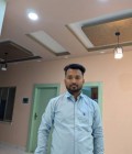 Manish 65 ans Sprain  Espagne