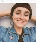 Julia 29 years Paris France