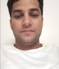 Встретьте Мужчинa : Ajay, 35 лет до Индия  New Delhi