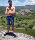 Axel 30 лет Paris Франция