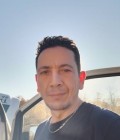 Mehdi 45 лет Épinal  Франция