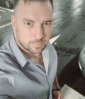 Fabrice 51 лет La Chevroliére Франция
