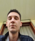 Guillaume 34 лет Verdun Франция
