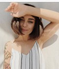 Julia 29 years Paris France