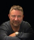 Romain 53 лет Rouen  Франция