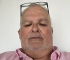 Yves 63 лет Évreux Франция
