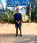 Kamran 21 лет Gujranwala Pakistan