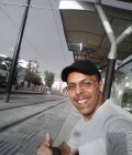 Fayssal 46 ans Oran Algérie