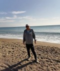 Tahir 58 лет Brighton Великобритания