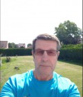 Yves 72 лет Lille Франция