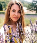 Olga 42 ans Kyiv Ukraine