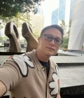 Alexandre 53 лет London Великобритания