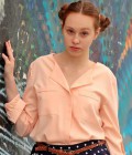 Anna 25 ans Engels Russie