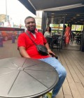 Emmanuel 29 лет Ottawa  Канада