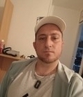 Anthony 40 ans Lorrez Le Bocage France