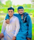 Khizi 23 лет Karachi Pakistan