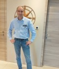 Michael 47 лет Bertrix  Бельгия