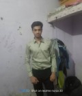 Rohit 20 лет Hilsa Индия