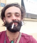 Nicolas 34 лет Nantes Франция