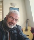 Bruno 53 лет Nantes  Франция