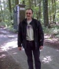 Yves 63 ans Courcelles Belgique