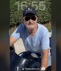 Yves 63 лет Évreux Франция