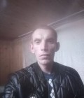 Владимир 34 лет Жен  Россия