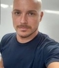 Johny 37 лет Hannover Германия