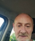 Mario 67 ans Beauvais France