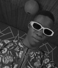 Frank 28 ans Paris  France