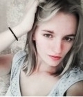 Rencontre Femme : Элла, 24 ans à Ukraine  Киев