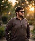 Abdul 21 лет Lahore Pakistan