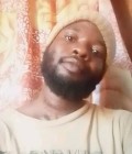 Olivier 32 лет Houéyogbé Южная Африка