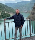 Alain 69 лет Ivry Sur Seine Франция