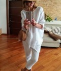 Lena 54 ans Kiev Ukraine